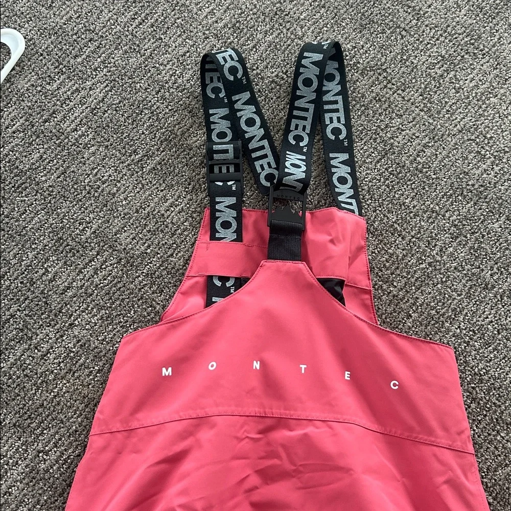 Montec 2 piece Ski jacket & Bib Set! - Picture 6 of 11